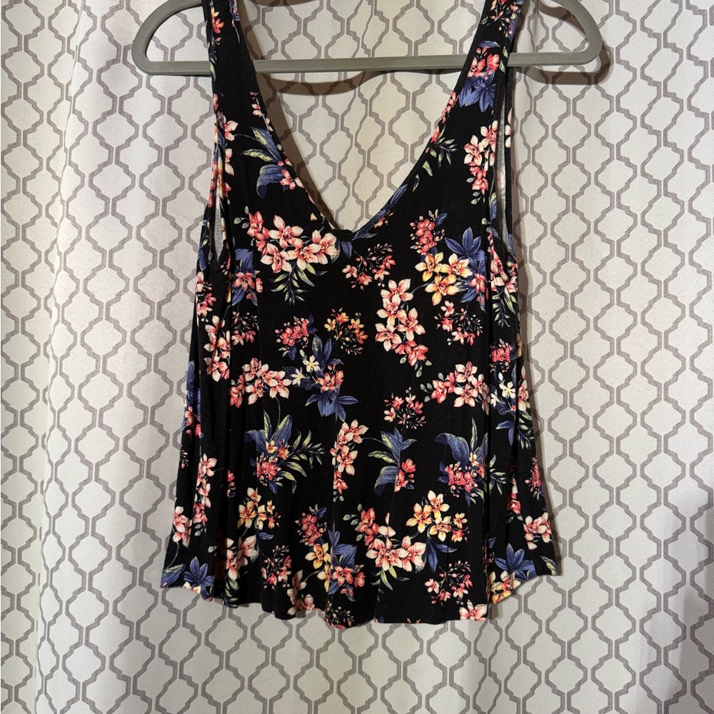 American Eagle Outfitters Floral Tank Top - Black and Pink